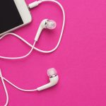 Como ouvir radio na internet? Veja como baixar o aplicativo