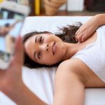 Aplicativo para ganhar dinheiro mostrando o corpo